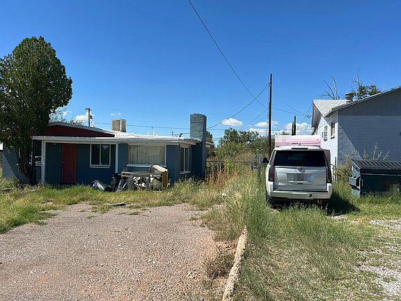 2nd image of 2060 S Barnett Rd