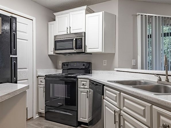 8228 Chasco Woods Blvd #1-07K