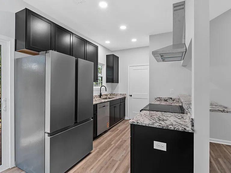 220 Payton Pl — Photo 12