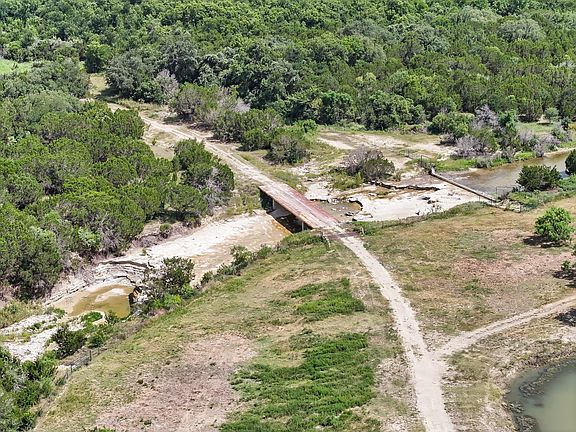 5th image of 1042 Highway 174