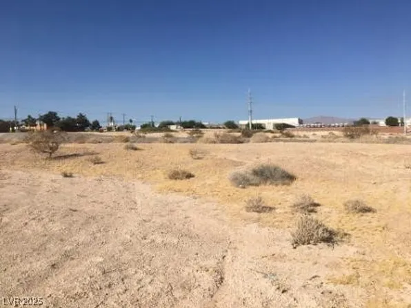 2 W Brooks Ave, North Las Vegas, NV 89030