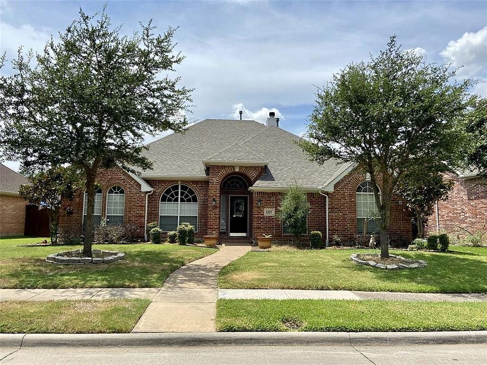 1st image of 8409 Brooksby Dr