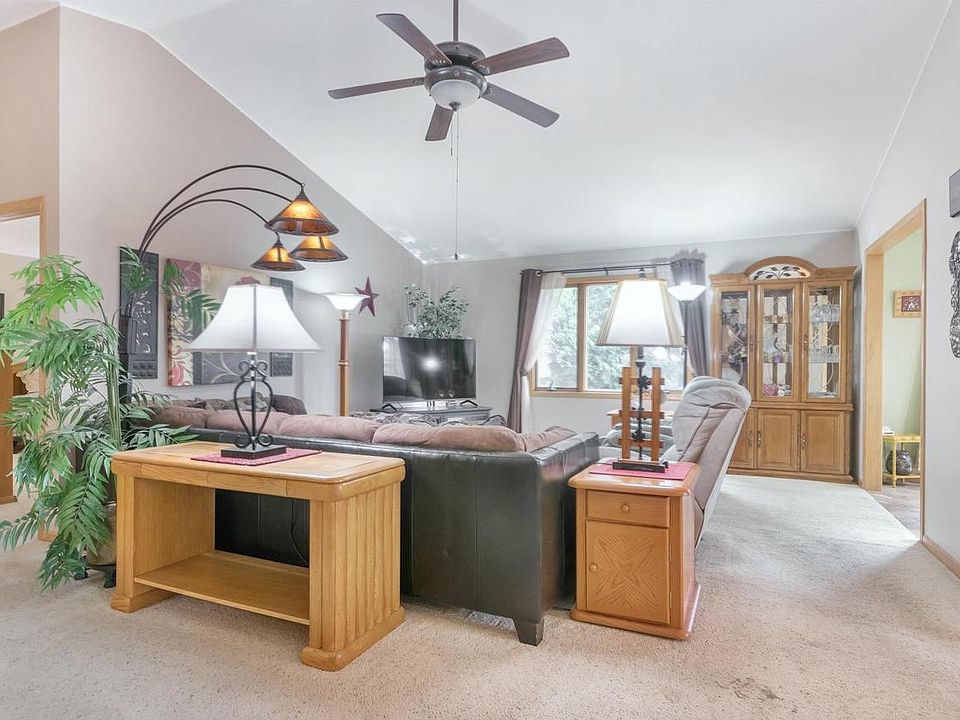 601 Hoel Avenue, Stoughton, WI 53589 | Zillow