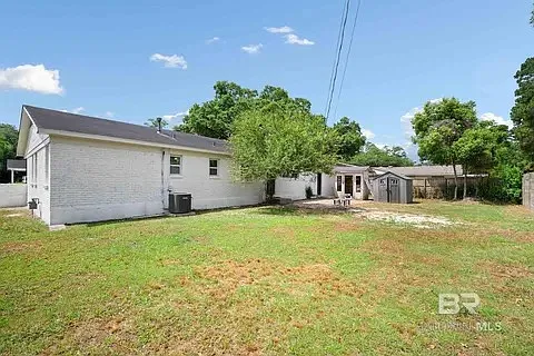 3 bed, 1866 sqft, $2,000 — Photo 4