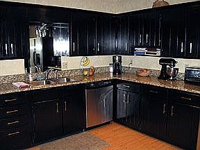 2nd image of 814 Pinnacle Dr