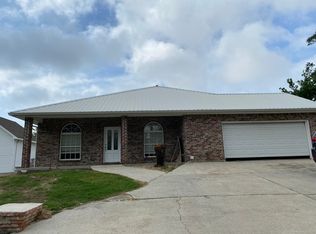 101 Redbud Way, Pass Christian, MS 39571
