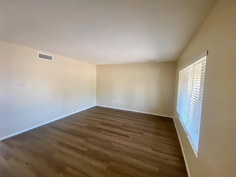 3137 W Campo Bello Dr — Photo 5