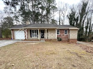 3838 Cherie Glen Rd, Snellville, GA 30039