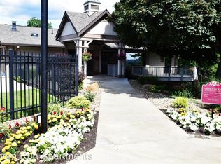 810 Kris Dr APT 154, Moon Township, PA 15108