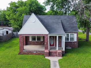 211 E Jefferson St, Judsonia, AR 72081
