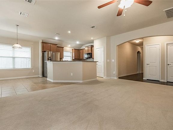 4th image of 3716 Millers Creek Ln