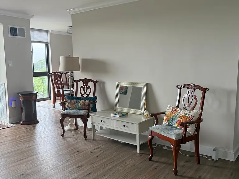 2311 Pimmit Dr #1209 — Photo 1