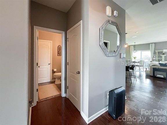 4th image of 1300 Afternoon Sun Rd