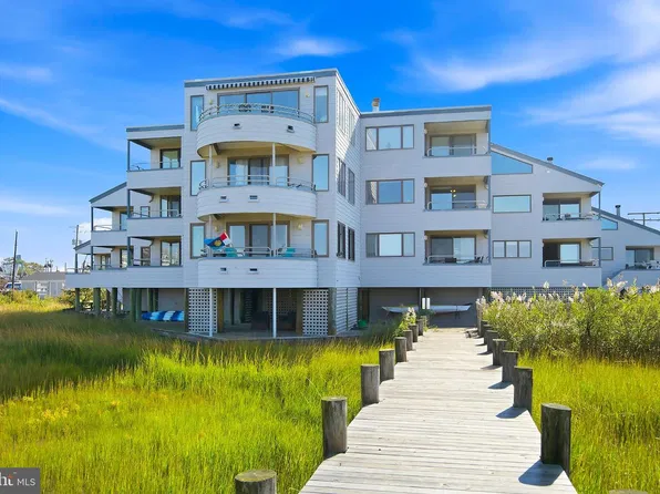 600 N Delaware Ave APT 11, Beach Haven, NJ 08008