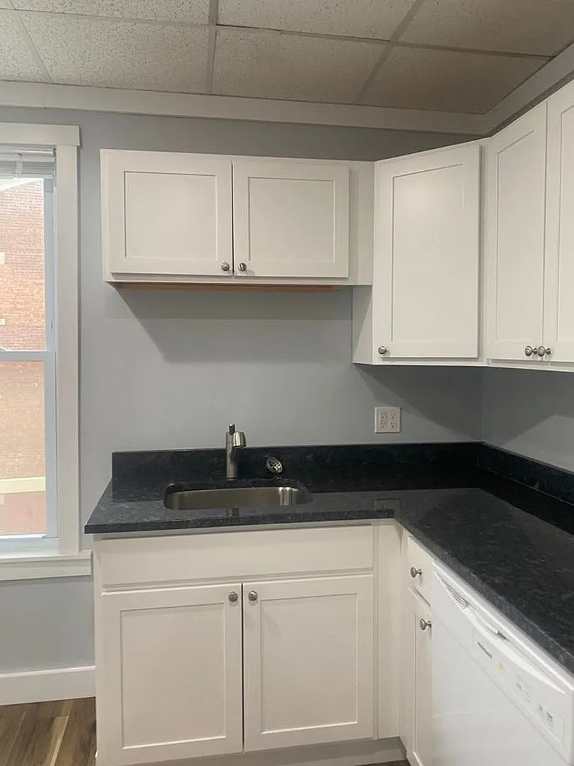 16-20 State Street — Photo 2