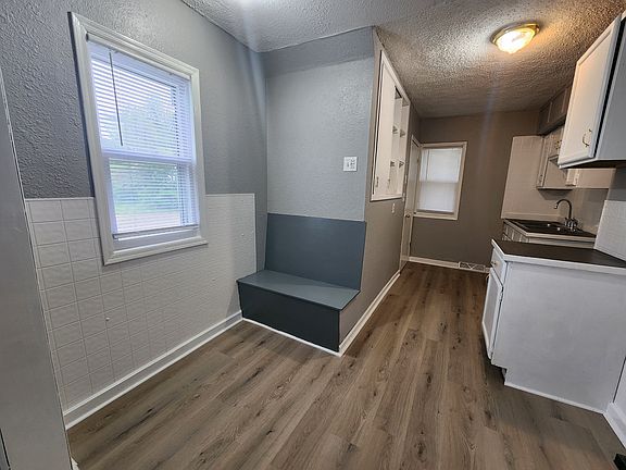 4th image of 151 French St