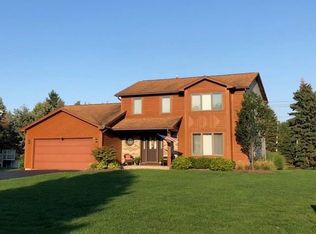 82 Lansmere Way, Rochester, NY 14624