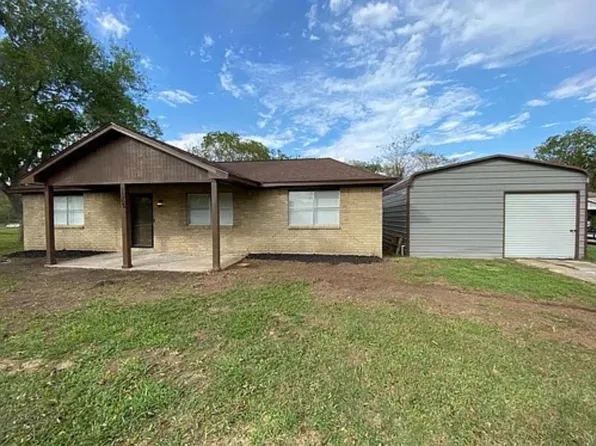 1062 County Road 913, Brazoria, TX 77422