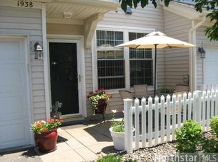 1938 Bluestem Ln, Shoreview, MN 55126
