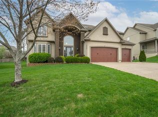 2517 SW Kristin Dr, Lees Summit, MO 64082