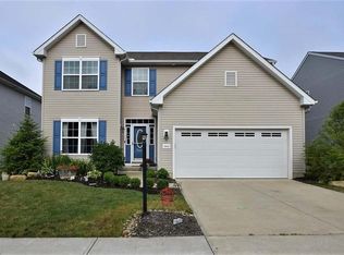 9944 Holly Ln, Aurora, OH 44202