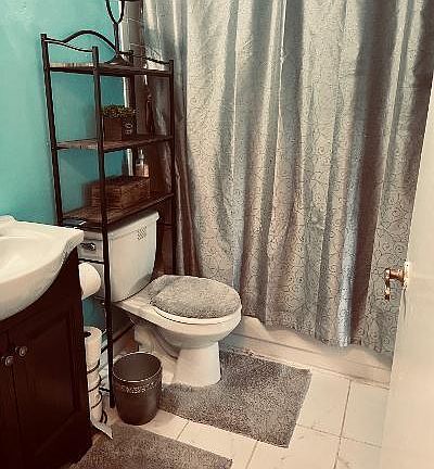3rd image of 1430 Academy Blvd #104