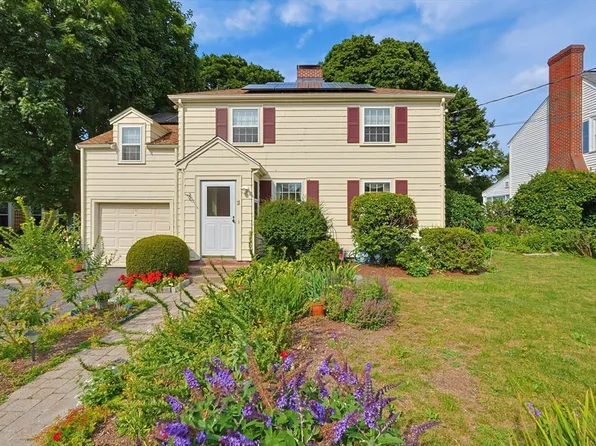 11 Durant St, Newton, MA 02458