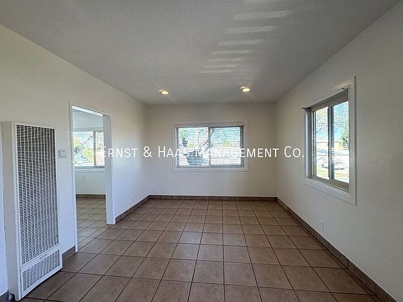 3rd image of 6524 Orange Ave APT 5
