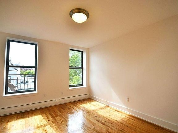 3rd image of 238 W 122nd St APT 2B