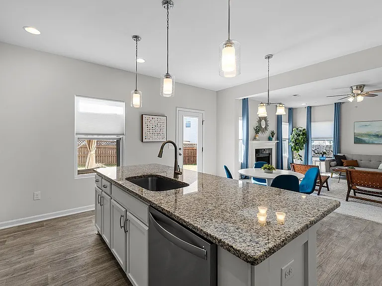205 Michelangelo Pl — Photo 7