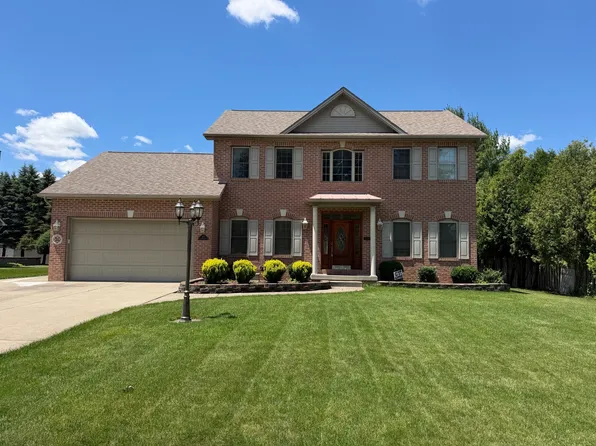 233 S Bayshore Dr, Columbiana, OH 44408