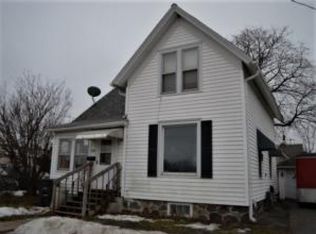 749 Pine St N, Burlington, WI 53105