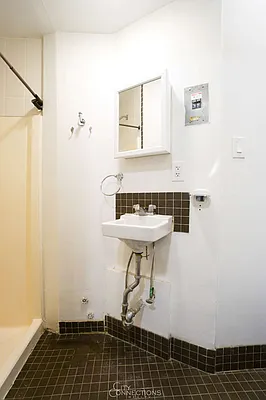 Rented by City Connections Realty | media 12