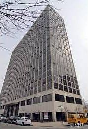 1st image of 4343 N Clarendon Ave APT 2018