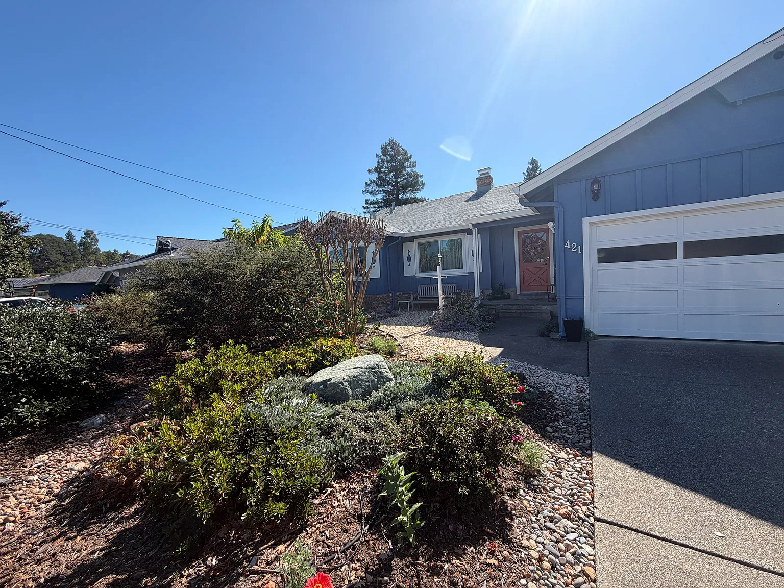 3 bed, 1577 sqft, $5,200 — Photo 2