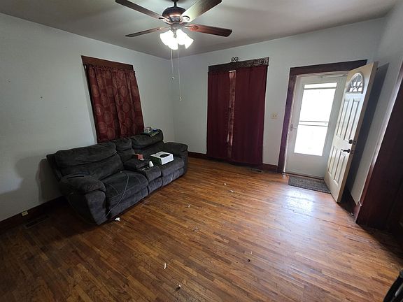5th image of 1620 Odell St