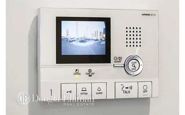 Rented by Douglas Elliman | media 7