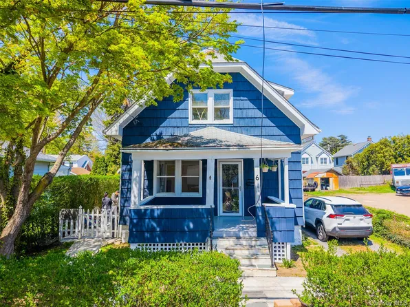 6 Littleworth Lane, Sea Cliff, NY 11579