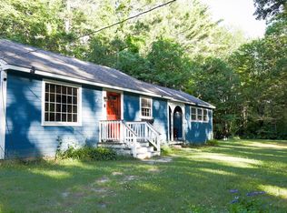 203 Wallace Hill Rd, Townsend, MA 01469