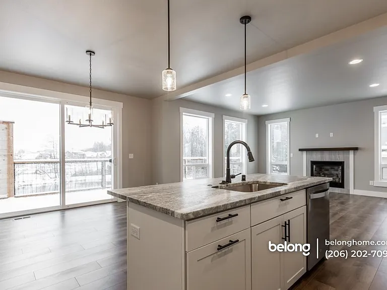2716 Chloe Ln — Photo 6