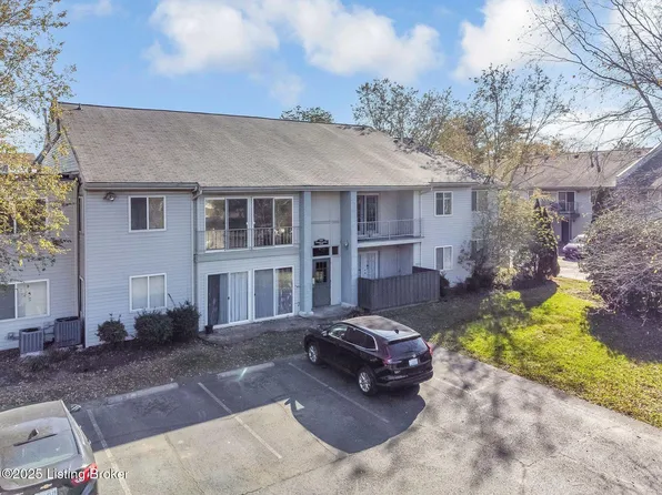 4204 Wisteria Landing Cir Unit 203, Louisville, KY 40218