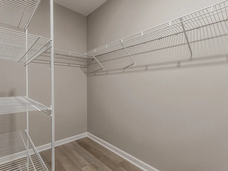 1411 Fairfax Manor Dr — Photo 31