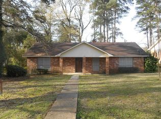 104 Lilly Scott Dr, Pineville, LA 71360