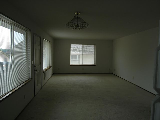 1st image of 1051 SE 8th Ave APT A202