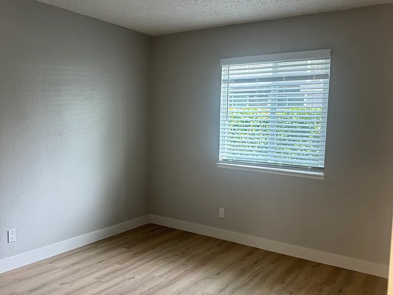 Peachwood Apartments — Photo 25