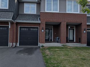 130 Angelonia Cres, Ottawa, ON K1T0S3