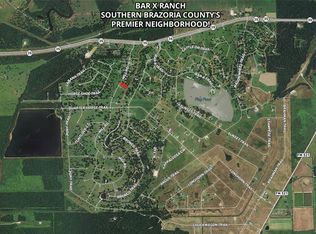 549 Mill Rd, Angleton, TX 77515