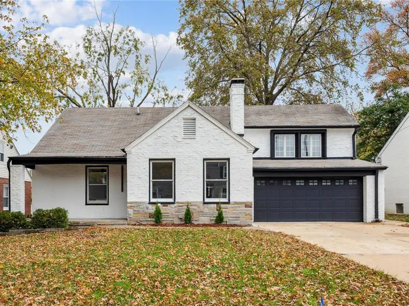 8 Winnetka Ln, Saint Louis, MO 63122