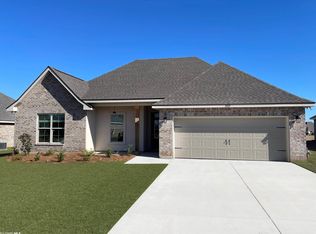 10110 Chipper Ln, Foley, AL 36535