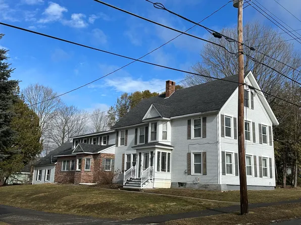 8 Charles Street, Houlton, ME 04730